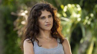 Serie detective abc tratta da romanzo pubblicato 39 anni fa debutta con punteggio stellare su rotten tomatoes