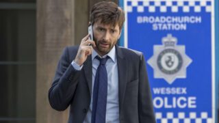 David tennant serie detective anni 2010 non ha mai superato la prima stagione iconica