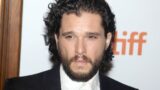 Kit Harington 4 adattamenti in 4 parti di un classico di 167 anni arriva ufficialmente quest anno