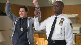 Creatore di brooklyn nine-nine presenta nuova serie detective nbc con la star di rick and morty