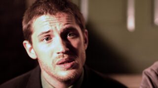 Tom hardy la performance in hbo sturt: a life backwards spiegata e analizzata