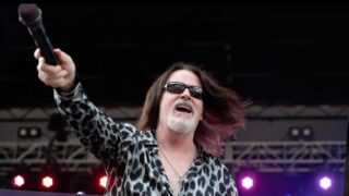 Tommy decarlo muore nello stesso giorno di brad delp