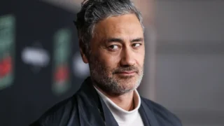Willy wonka torna su netflix: taika waititi protagonista del  remake animato, uscita nel 2027