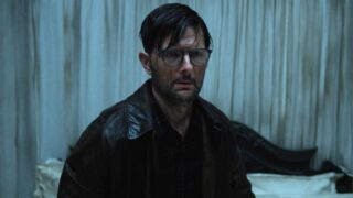 Adam Scott  film folk horror rivela il mostro più terrificante nel trailer finale di Hokum