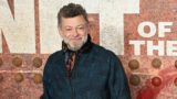 Andy serkis film tratto dal libro distopico di 81 anni arriva con voto rt deludente