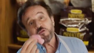 Christian De Sica e rilancio campagna Parmacotto con uno sguardo al cinema e alla pubblicità