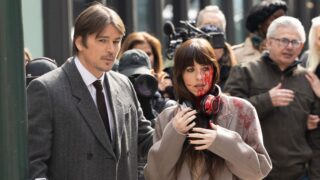 Verity trailer: scontro sanguinoso tra anne hathaway e johnson