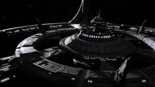 Star trek nuova serie: sostituto ufficiale di deep space nine e novità dal cast