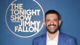 Francesco De Carlo da Jimmy Fallon: satira italiana ancora viva ma ignorata