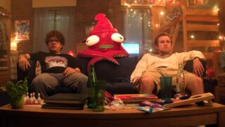 Pizza movie review: la commedia stoner di hulu che diventa un grande classico del genere