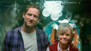 Lewis Pullman e Alfred Molina: il mistero in arrivo su Netflix in poche settimane