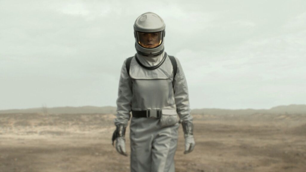 Apple tv e i nuovi show distopici: dopo severance e silo, arriva il re della fantascienza