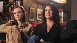 Margo got money troubles in apple tv: la serie perfetta al posto di gilmore girls