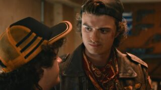 Stranger things ritorna su netflix in due settimane: 17 episodi da recuperare subito