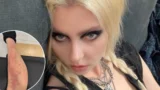 Taylor momsen in ospedale dopo il morso di un ragno