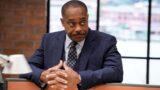 Ncis: cbs conferma il ritorno di rocky carroll dopo la morte di vance e la notizia arriva presto