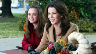 Una mamma per amica a distanza di 26 anni perché la sua scelta più divisiva resta discussa