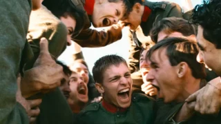 Coward di lukas dhont: la prima clip del film che sarà presentato a cannes 79