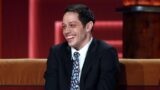 Pete Davidson critica Charlie Kirk e sconvolge chi guarda Netflix
