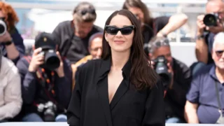 Marion Cotillard diva in casa al photocall di karma alle cannes s79