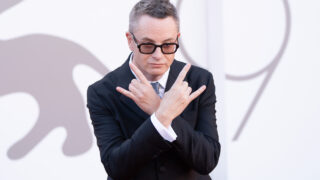 Nicolas winding refn vorrebbe dirigere batgirl ecco perché ama quell’estetica
