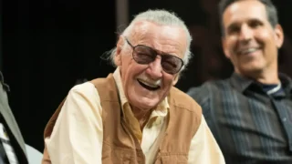 Stan lee torna grazie all ai: elevenlabs userà voce e volto della leggenda marvel