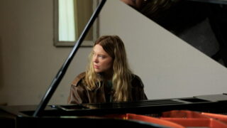 Gentle monster recensione: il dramma familiare di lèa seydoux nel film di marie kreutzer a cannes 79