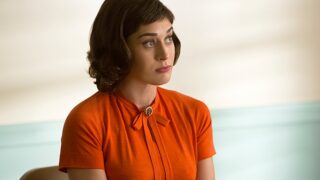 The morning show lizzy caplan entra nel cast della quinta stagione