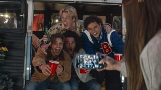 One off campus couple cambia l’ordine dei libri in season 2: la spiegazione ufficiale