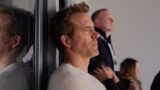 Welcome to wrexham stagione 5: ryan reynolds e rob mcelhenney spiegano apertura commovente e significato