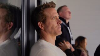 Welcome to wrexham stagione 5: ryan reynolds e rob mcelhenney spiegano apertura commovente e significato