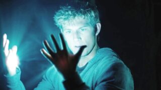 Tra Smallville e Twilight, questa saga sci-fi stava per diventare un fenomeno mondiale e invece