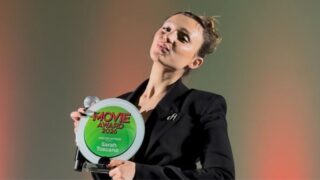 Resto sempre la stessa persona Sarah Toscano premiata al Best Movie Day per il debutto in Non abbiam bisogno di parole