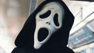 Scary movie torna la saga più irriverente: il  poster non lascia scampo a nessuno