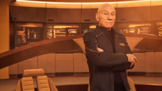Star trek picard: ricostruzione del ponte della uss enterprise-d svelata in un  libro