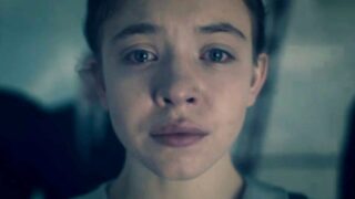 Sydney sweeney il ruolo in the handmaid’s tale spiegato