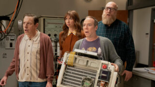 The Big Bang Theory:  spin-off su stuart con primo trailer apocalittico