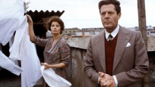 Una giornata particolare in tv: trama e spiegazione del finale con sophia loren e marcello mastroianni