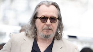 Quentin tarantino e gary oldman crime thriller vietato ai minori arriva su netflix tra due settimane