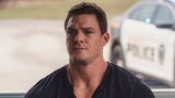 Reacher stagione 3: arriva un  accordo Amazon con Alan Ritchson e cosa significa per il futuro