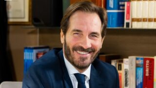 Un posto al sole anticipazioni dal 15 al 19 giugno 2026: Alberto teme che Gianluca scopra la sua tresca con Anna