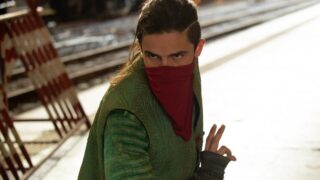 Serie fantasy di successo adattamento in arrivo su marvel con showrunner e regista star wars