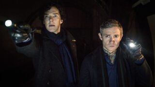 Only murders in the building stagione 6: cast ufficiale con il ritorno di un grande attore di sherlock per un  caso a london