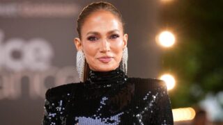 Jennifer Lopez  film romantico office su netflix: giudizi deludente su Rotten Tomatoes