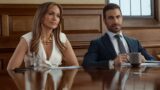 Jennifer Lopez e Brett Goldstein: la commedia romantica Netflix più piccante e il meme del 2025 che l ha influenzata