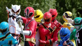 Power Rangers nuova serie crossover definitivo ranger