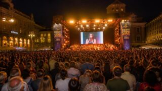 Canzoni di Super Karaoke: tutti i brani cantati nelle due puntate