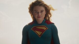 Supergirl  costume nel dcu: cambia il modo di vedere la fine di superman