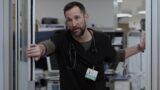 Pitt season 3 principali cambiamenti di storia svelati da noah wyle