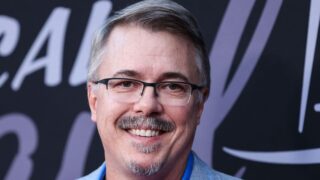 Vince Gilligan elogia horror sci-fi classico di 44 anni, remake meglio delloriginale